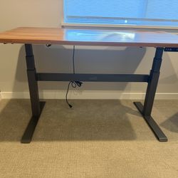 Vari Desk adjustable Sit Stand desk 