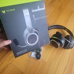 Titan Wireless Gaming Headset- New, Never Used