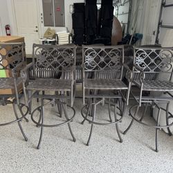 4 Wyndham Bar Stools