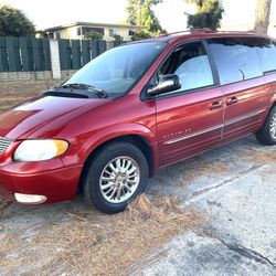 2001 Chrysler Town & Country
