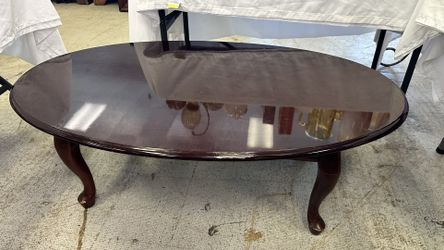 Queen Anne Style Coffee and Side Table