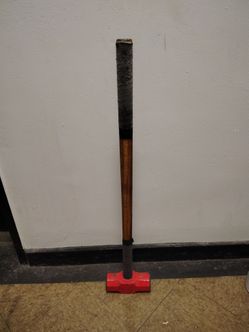 12lb sledge hammer.