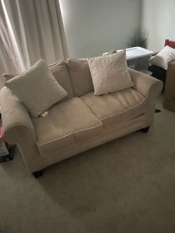 Nice comfortable Sofa.