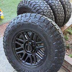 Chevy Silverado wheels Tacoma on 285/70/17 TOYO RT 6x139.7 rims 17x8.5 ET18