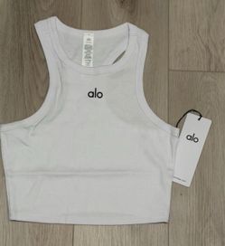Alo Tank Size Small