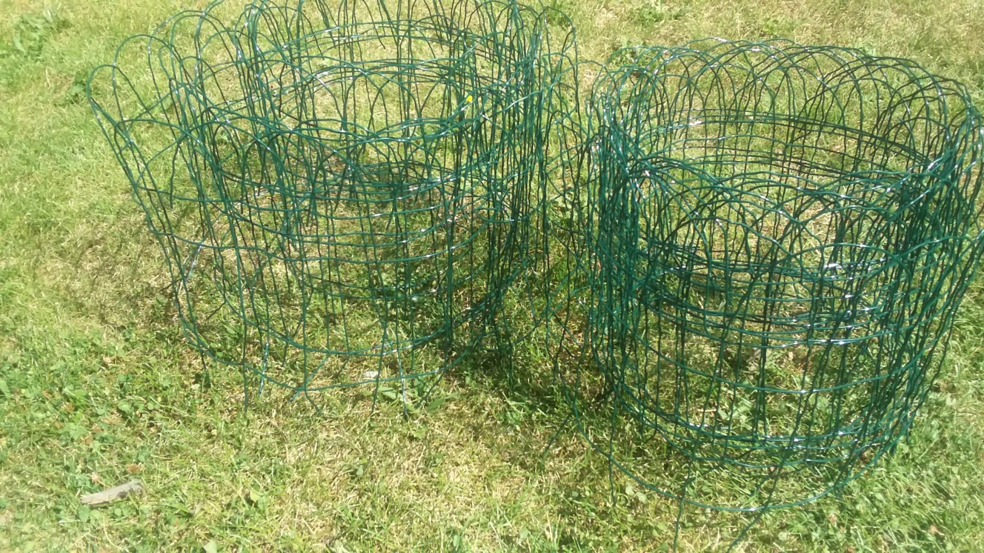 Wire fencing