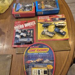 Five packages of brand new die cast Metal Emergencyncy vehicles
