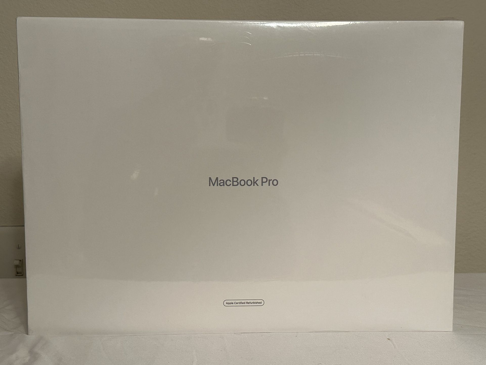 16” M1 Macbook Pro