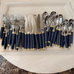 45pc MIKASA Braid-Navy Laslo Flatware Set Metallics Gold Acc., Stnls for 9 Japan
