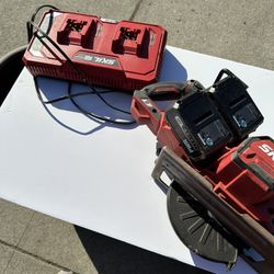 Silk Saw 2 Batteries And Charger 