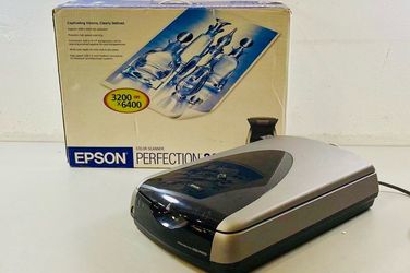 Epson Perfection 3200 Scanner  Excellent condition