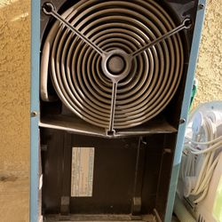 Green Dehumidifier Must Go Will Take First Reasonable Offer