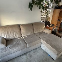 Couch Great Condition 