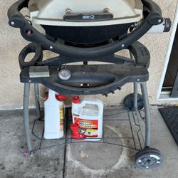 Weber Grill With Stand