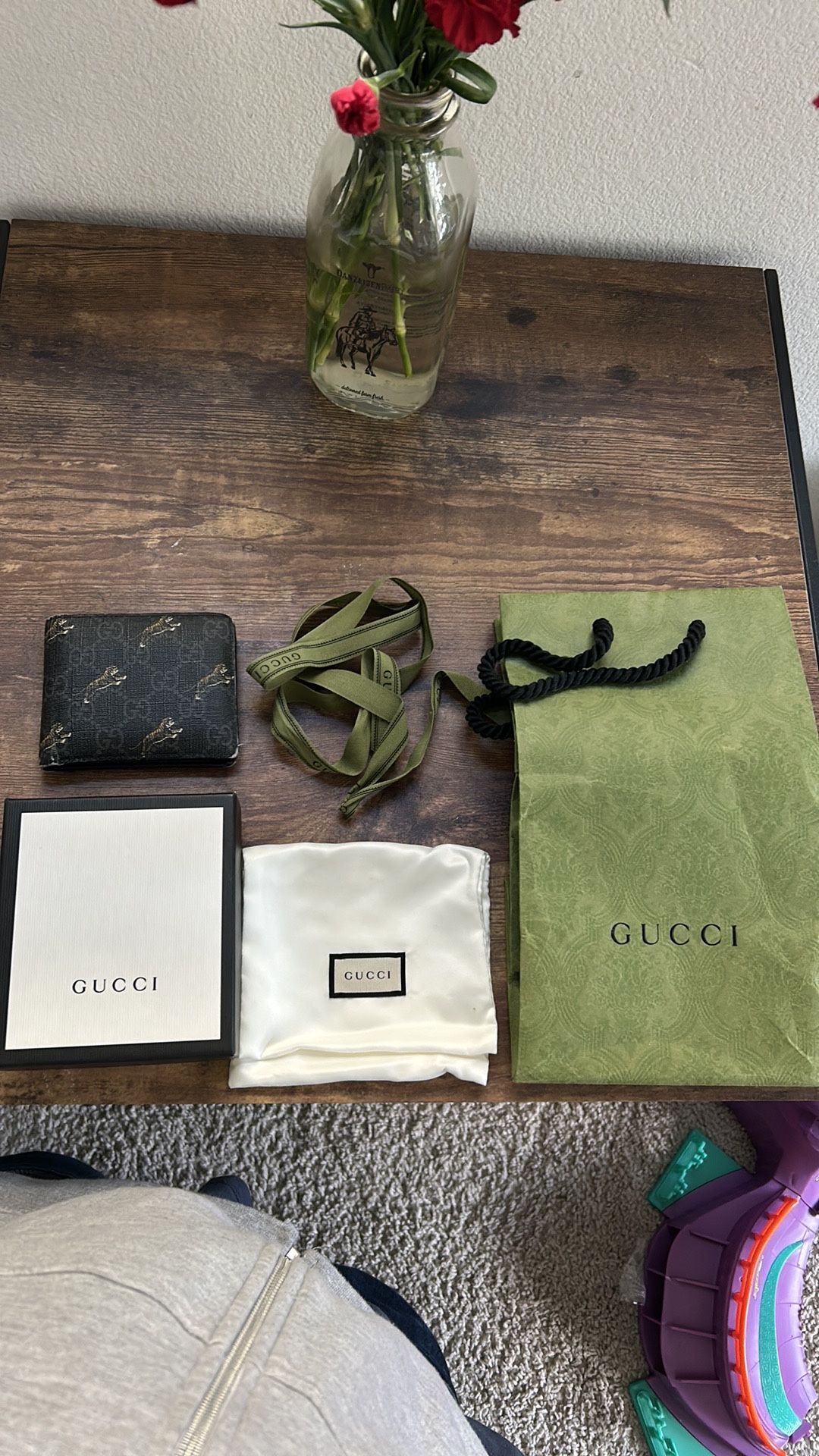 Gucci Wallet: Authentic With Box, Bag