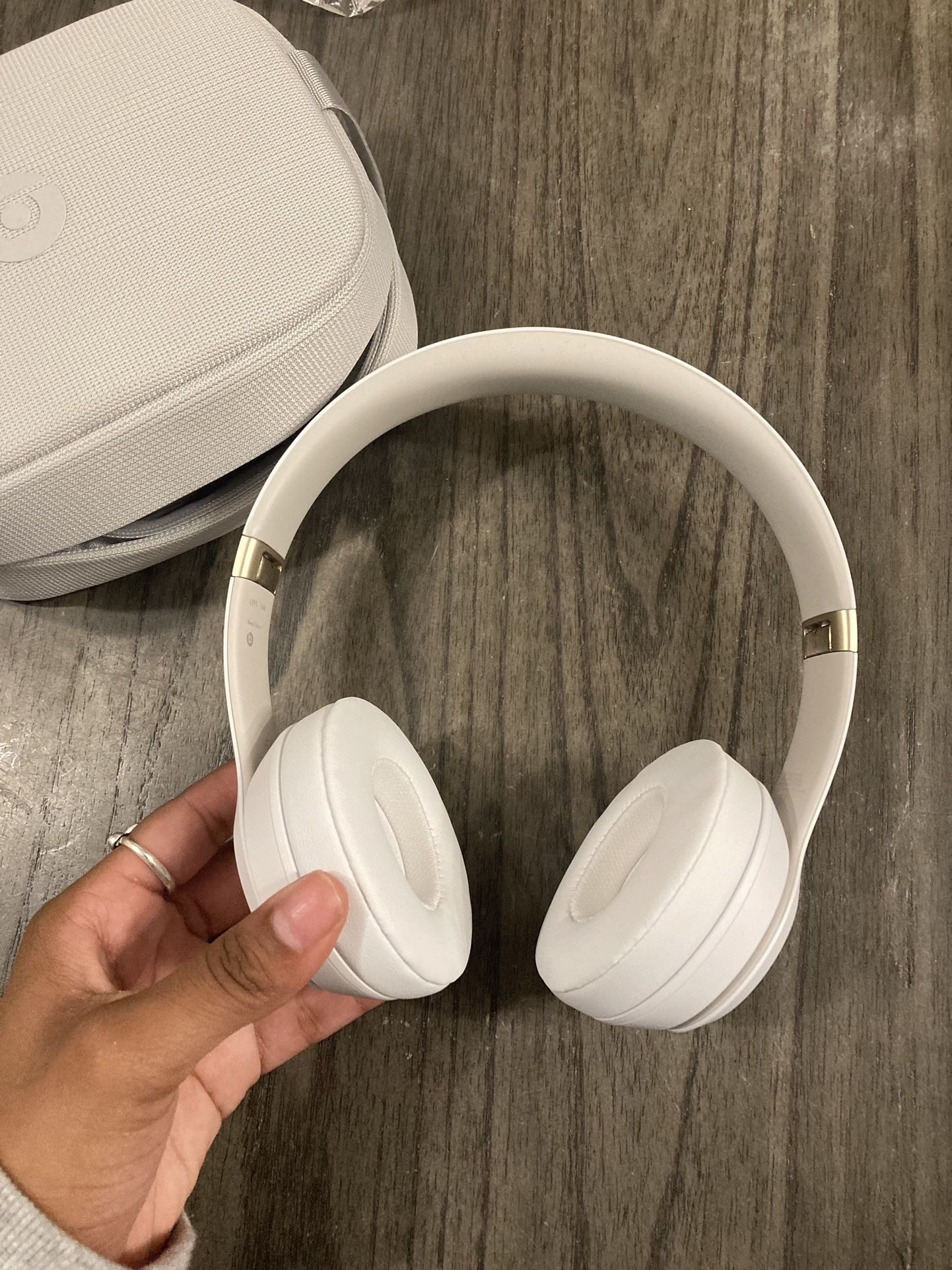 Beats Solo Pro 4 