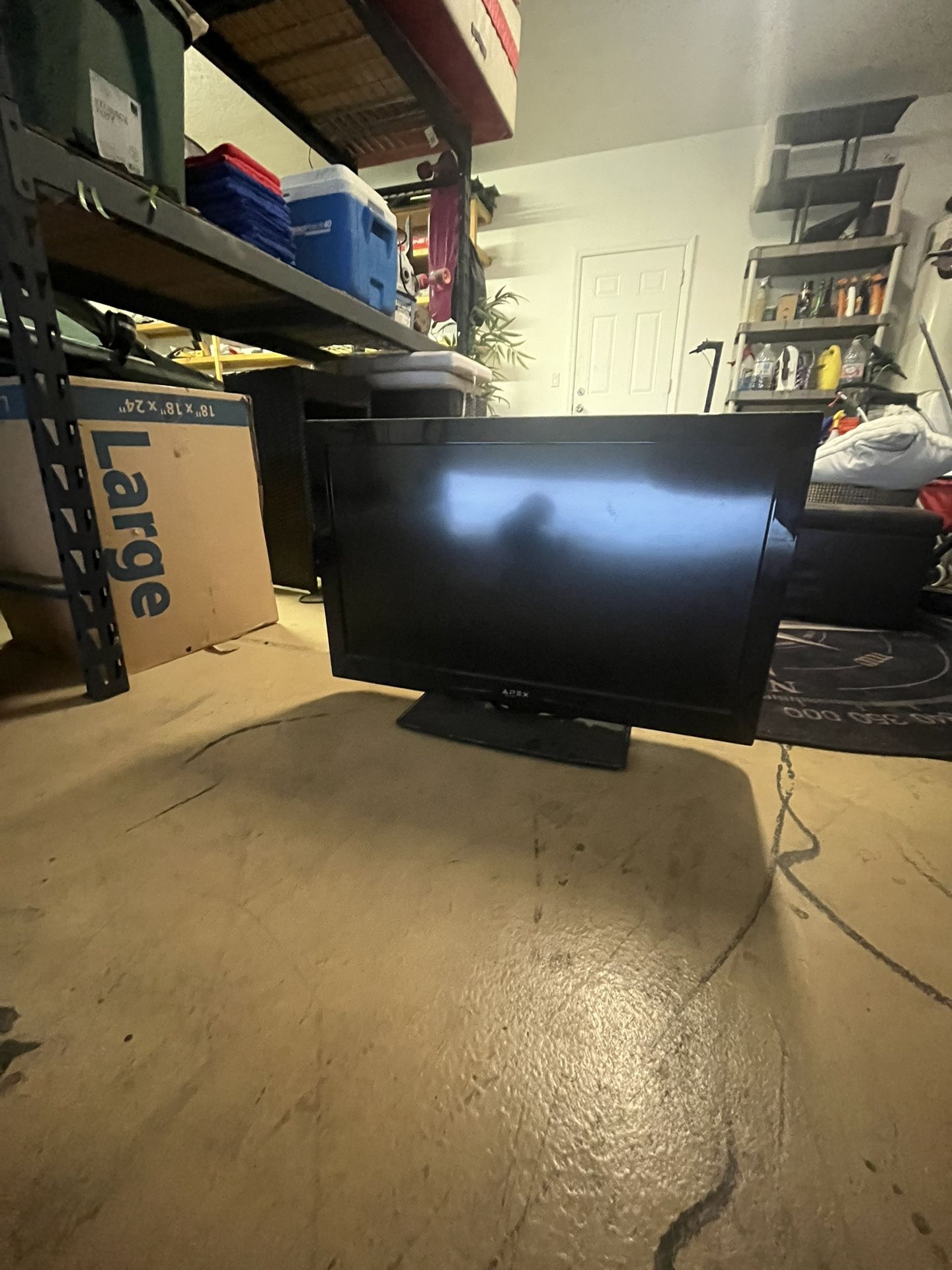 33 Inch Tv