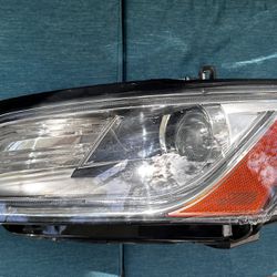 Audi Q5 Left Driver Side Headlight Luz Izquierda Chofer 2013 2014 2015 2016 2017