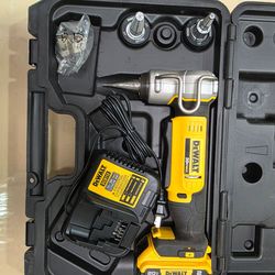 Dewalt pex expansor