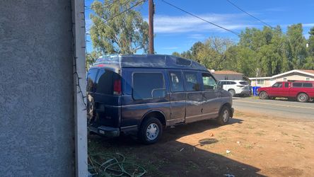 2000 GMC Savana