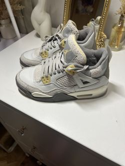 Jordan 4 Retro Craft Photon Dust