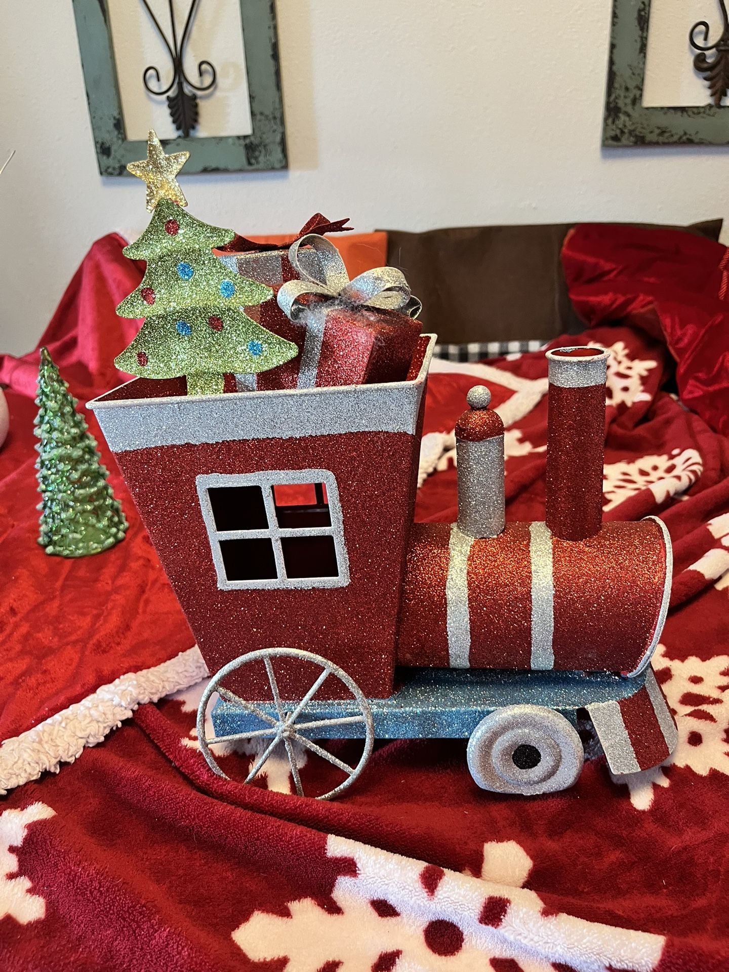 Xmas Items Home & Garden