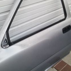 1994 Toyota Pick-up Door Driver Side  Rims and Tires Tacoma 2005/2012