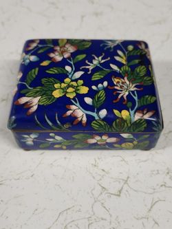 Vintage Cloisonne Box