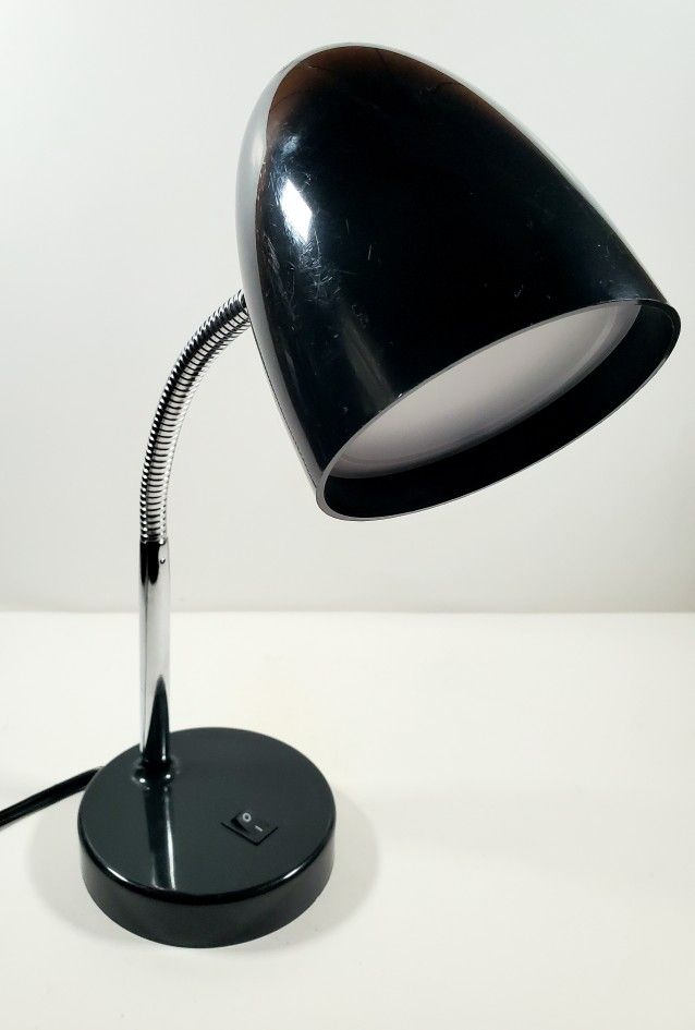Intertek LED Desk Lamp Gooseneck Flexible Black Model MTSL1001ALG-LED3 5K840