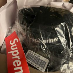 Supreme Hat 