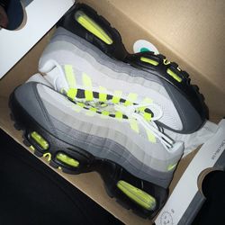 Air Max 95 Neon Bubble 2025 8 Men $300