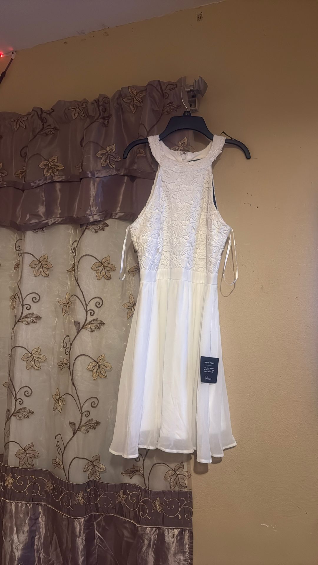 White New Dress👗