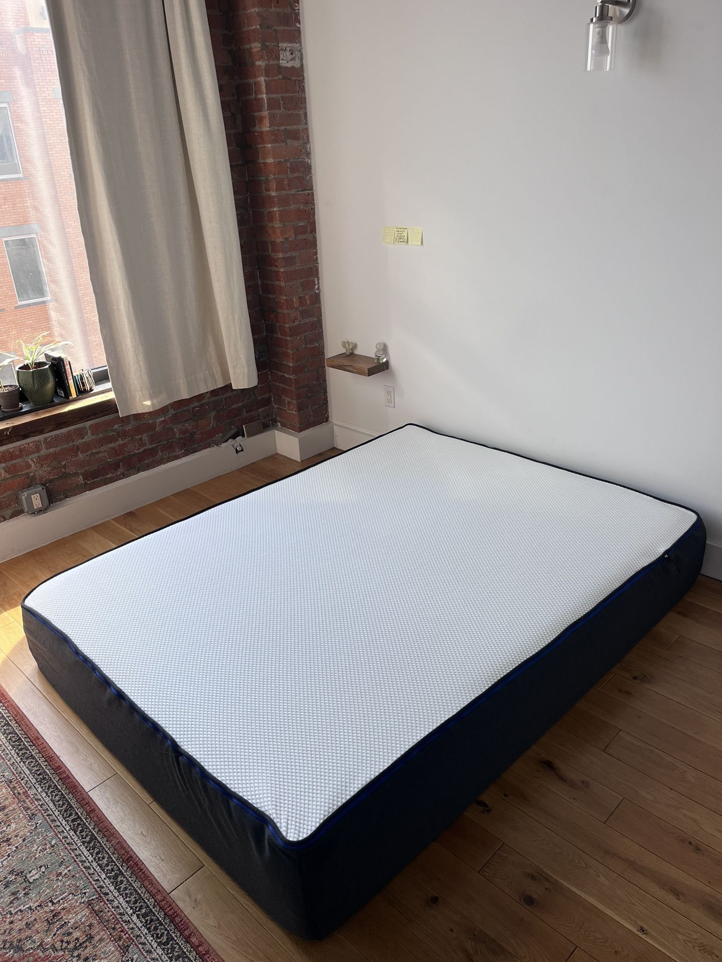 Queen Nectar Mattress - Extremely Clean Condition Only A Year Old