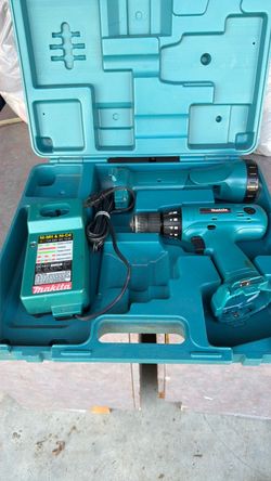 Makita  drill and light **needs battery** $50 obo