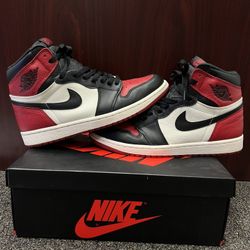 Nike Jordan 1 High Retro OG Bred Toe 2018 SIZE 9