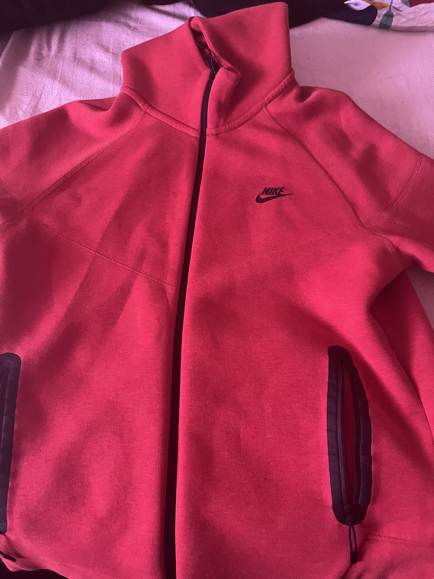 Red Nike Tech Size Large