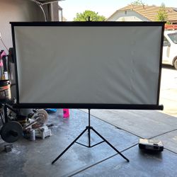 Epson EX7260 Projector With Screen