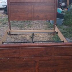 Queen Size Sleigh Bed Frame 