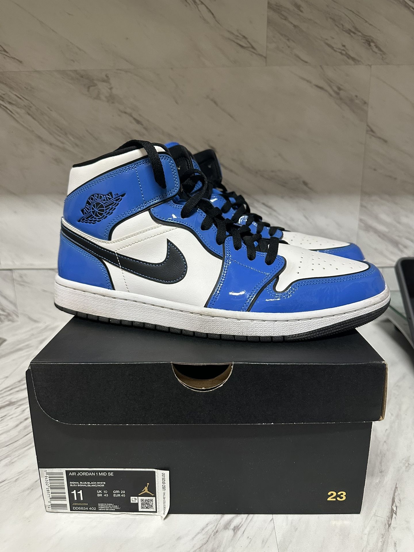 Nike Air Jordan 1 Mid SE Signal Blue Men’s 11 With Box