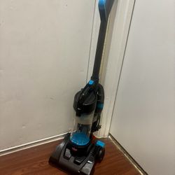 Vacuum Like New 