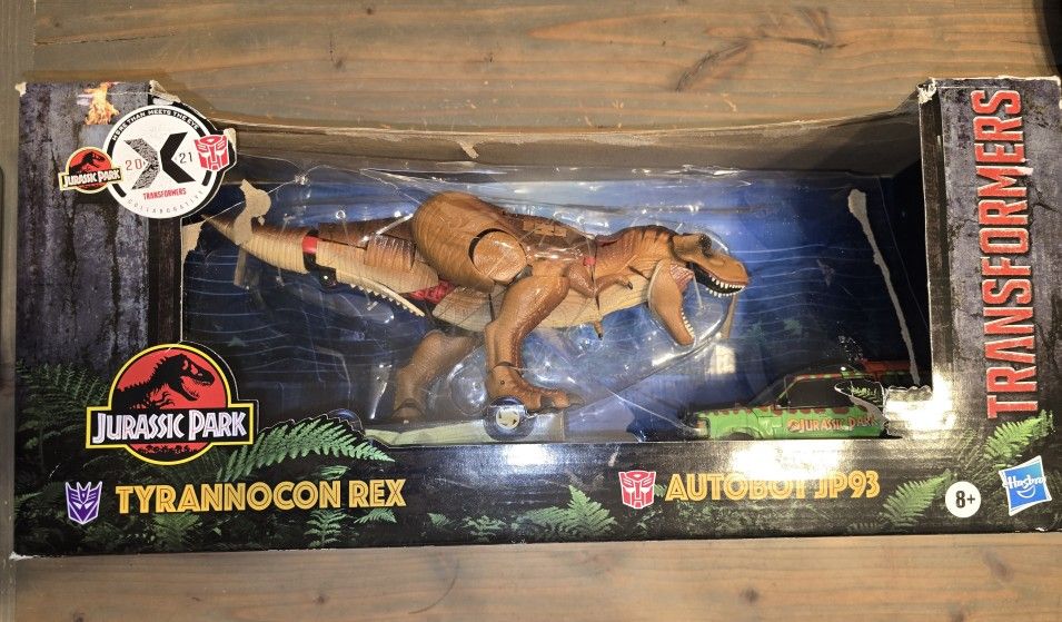 Jurassic Park Tyrannocon Rex & Autobot JP93 Transfomers