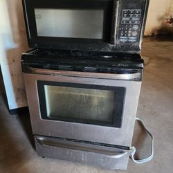 Stove  And Microwave  Use 