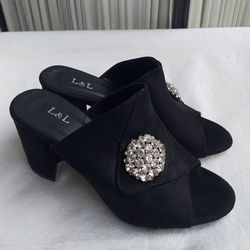L&L BLACK SUEDE SLIP ON FROM ITALY 🇮🇹 ( SIZE EUR 38- USA 7 ) 