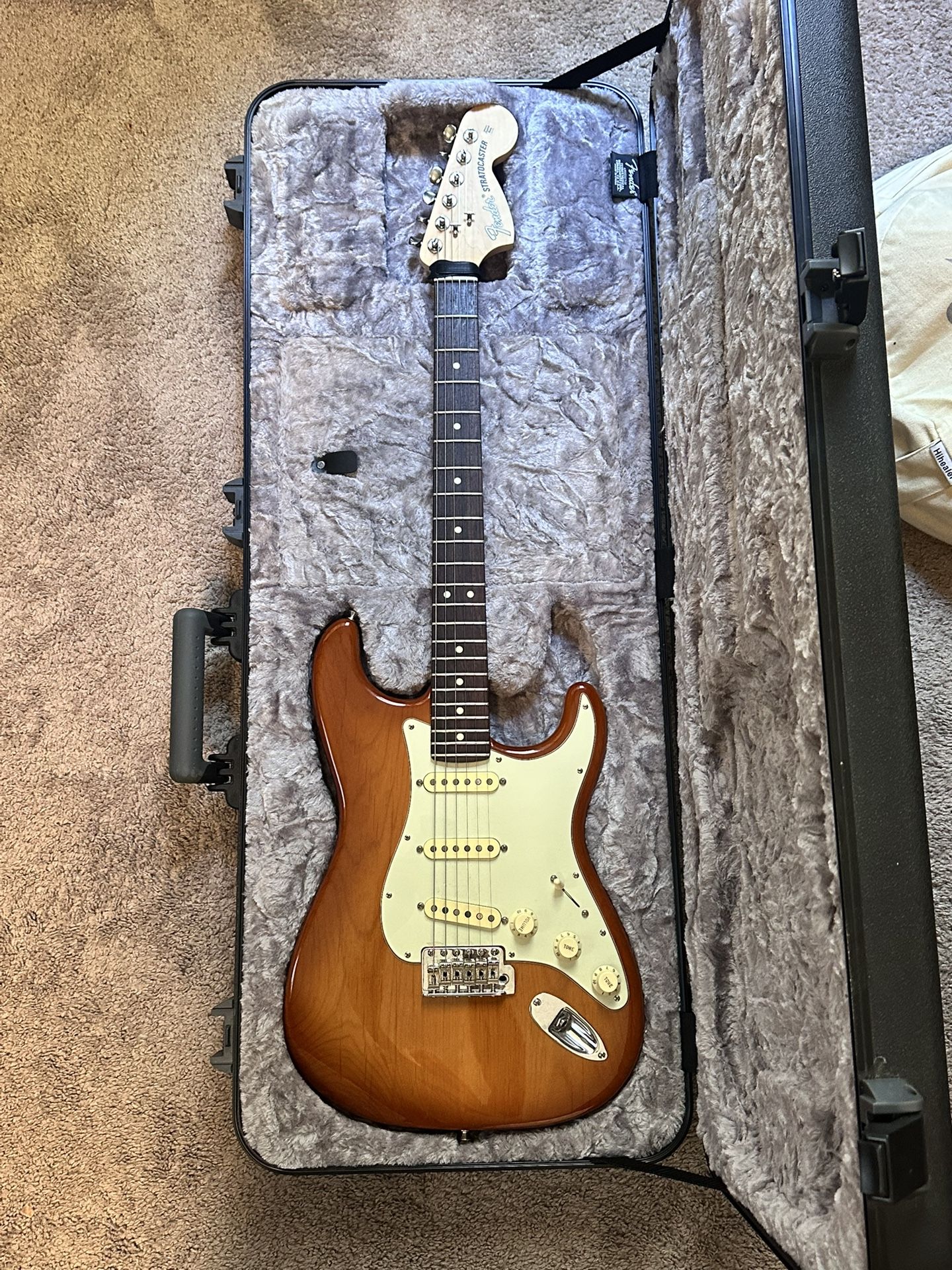 Fender American Performer