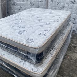⭐️Mattress⭐️ 🔹Pillow top All sizes available  🔸12” inches tall 🟡Queen $199 🟢Full $180 🔵Twin $150 🟣King $330 ⚪️Cal King $330 🛑Delivery available