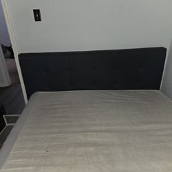 Queens Size Bed 