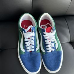 VANS 