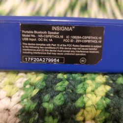 Bluetooth Speaker Insignia Use Nice