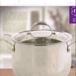 Oya  Grande De 12 Qts De Princess House Nueva En Su Caja $275