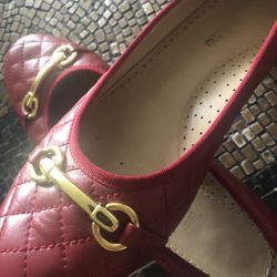 Neiman Marcus Red cushioned flats with gold detail